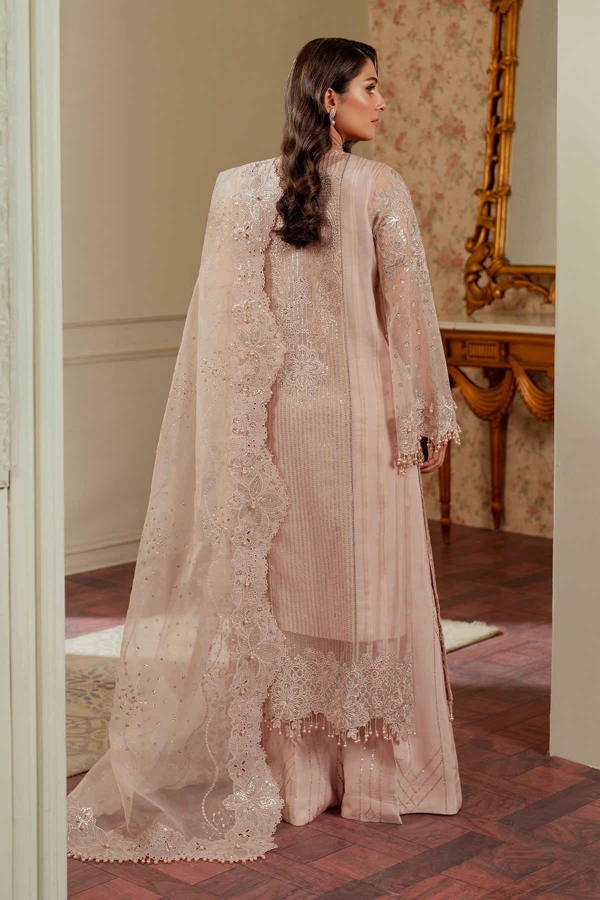 EMBROIDERED NET CH13-04