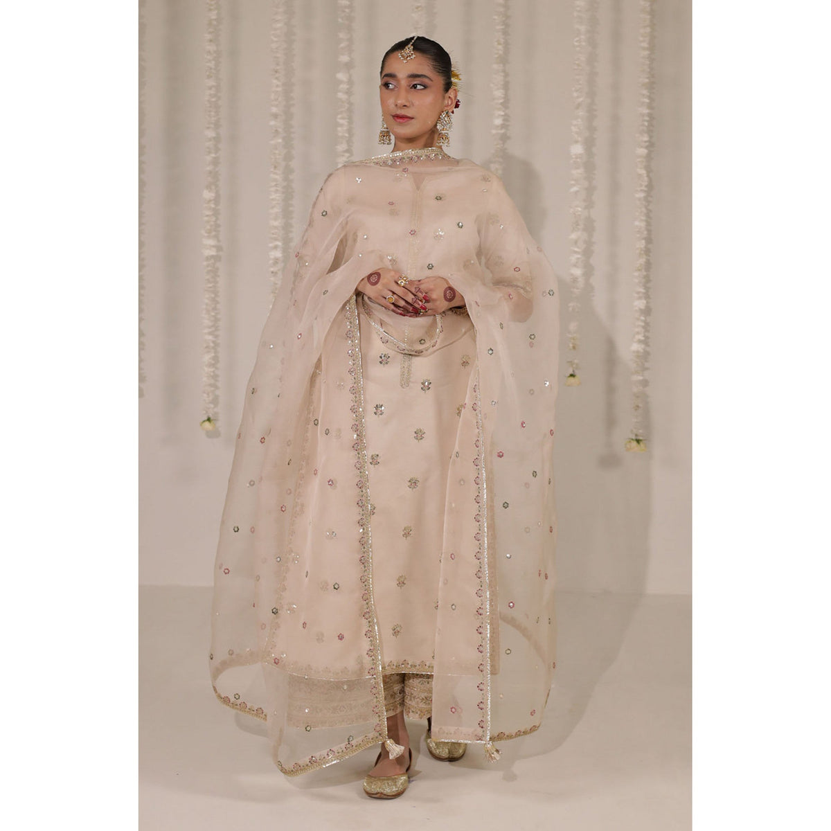 BEIGE OUTFIT | DYOT | CHOTI EID' 25 (RTS)