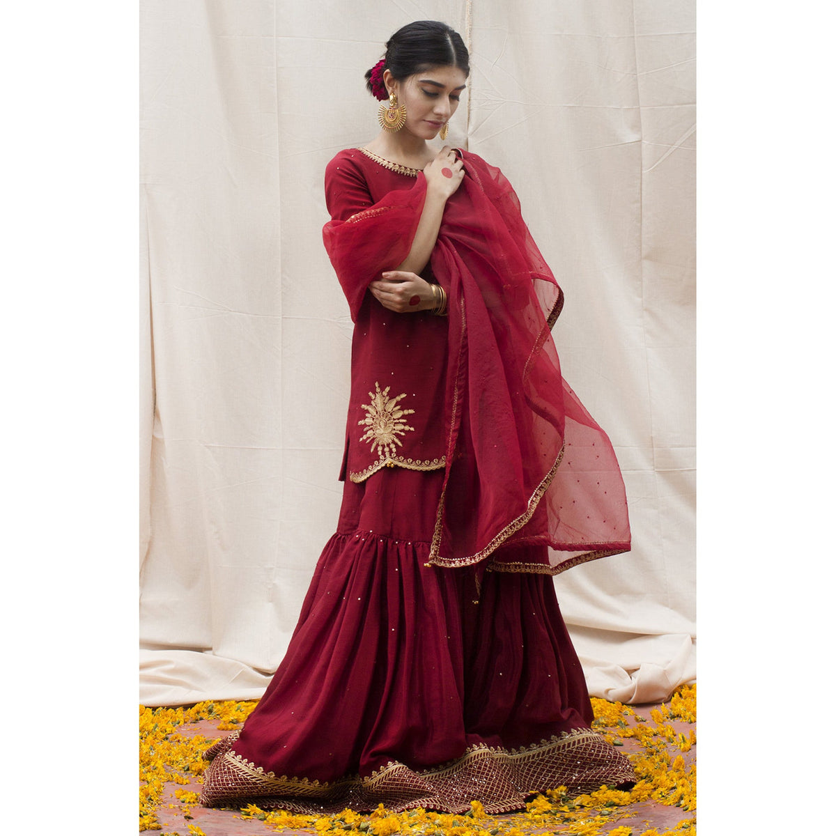 RED OUTFIT | ROSHANAY '23 | DYOT
