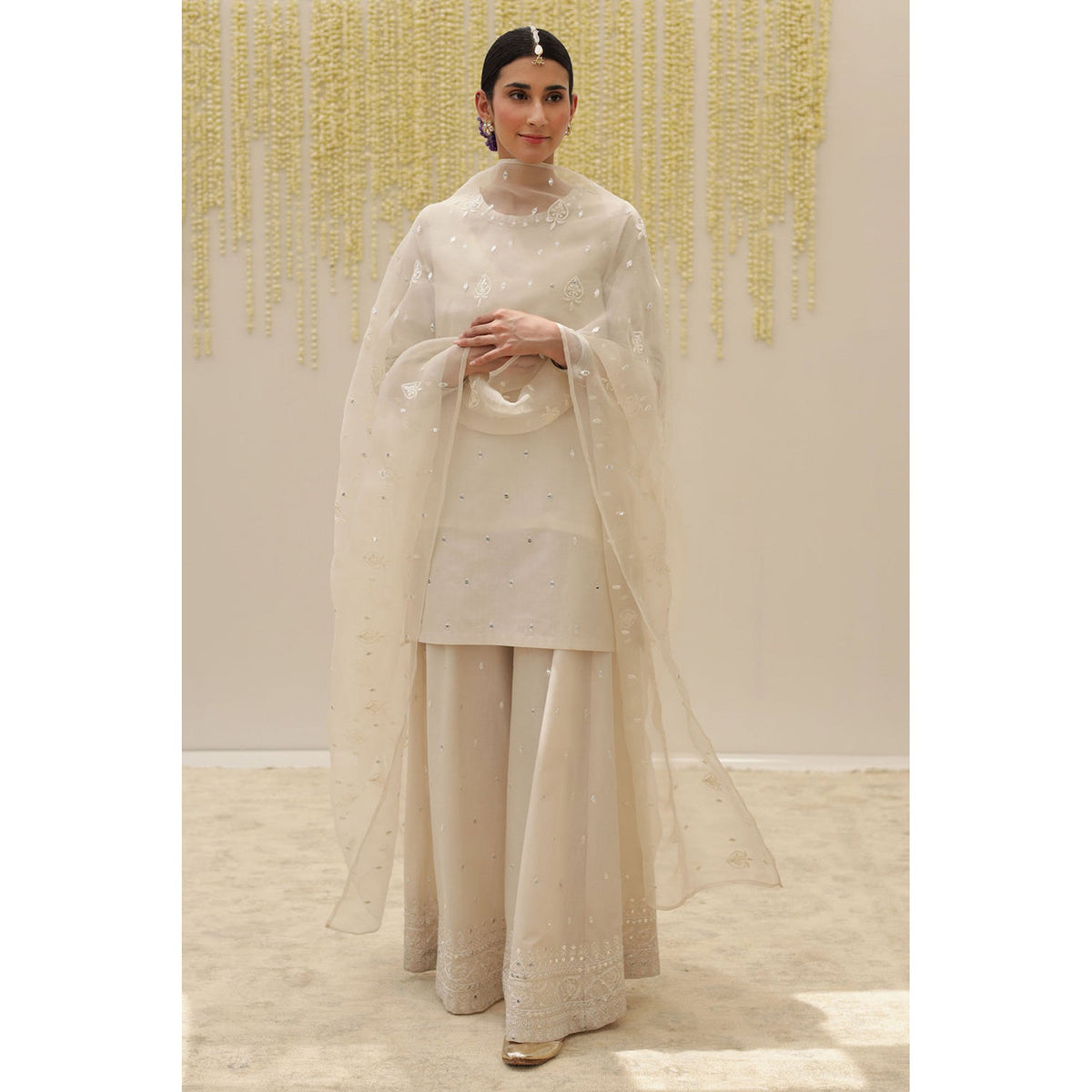 IVORY OUTFIT | DYOT | BARI EID' 25