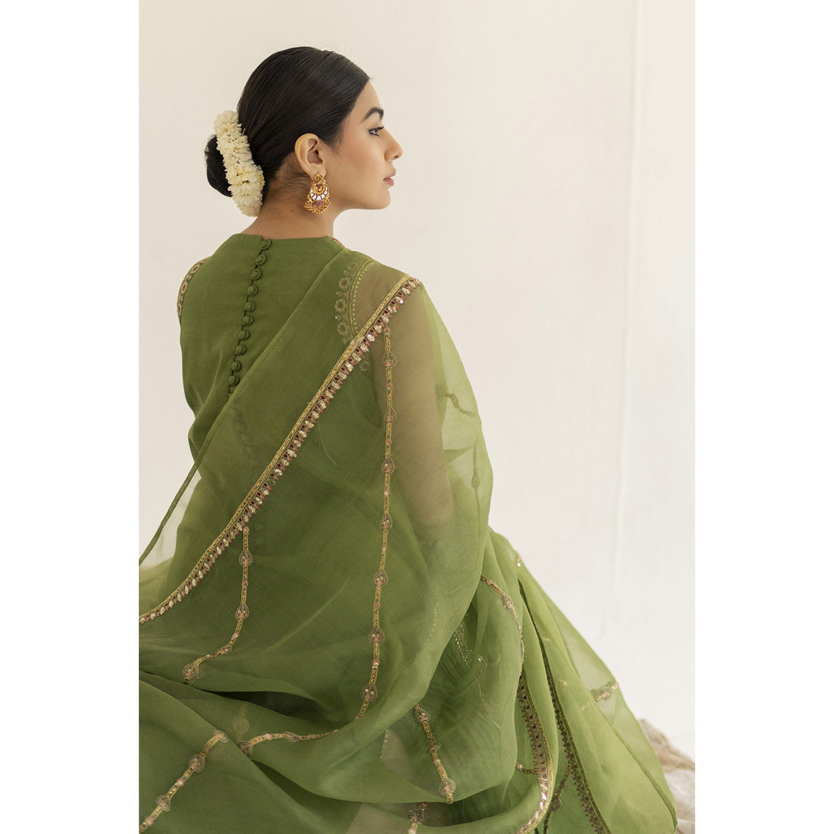 PEAR GREEN OUTFIT | NARGIS | DYOT