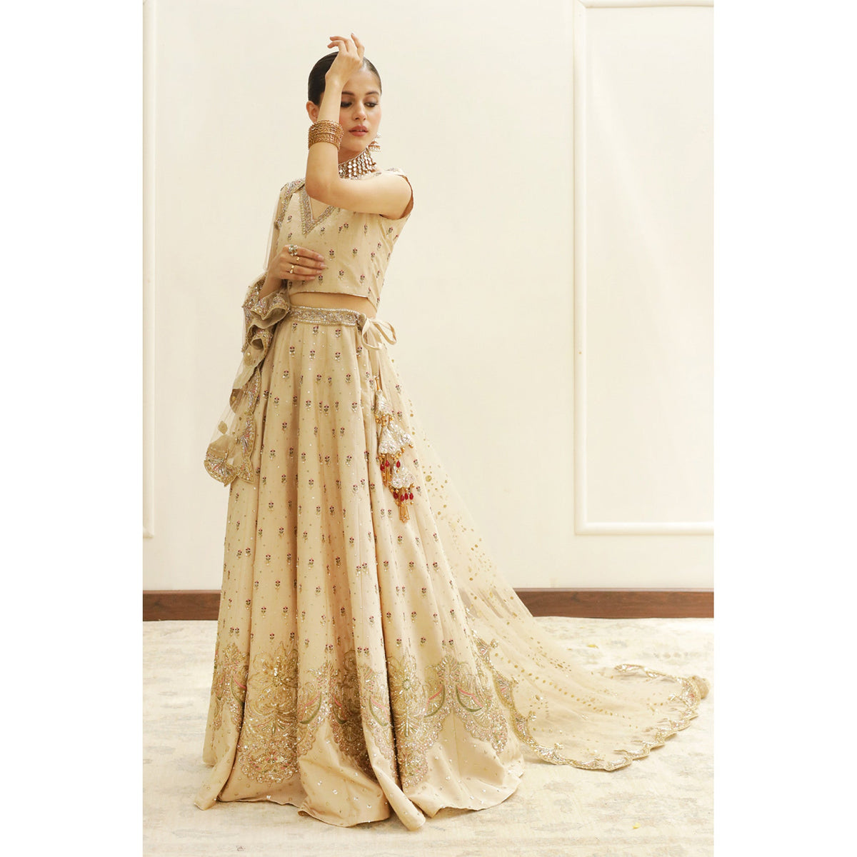 BEIGE LEHNGA CHOLI | CHAANDI | DYOT