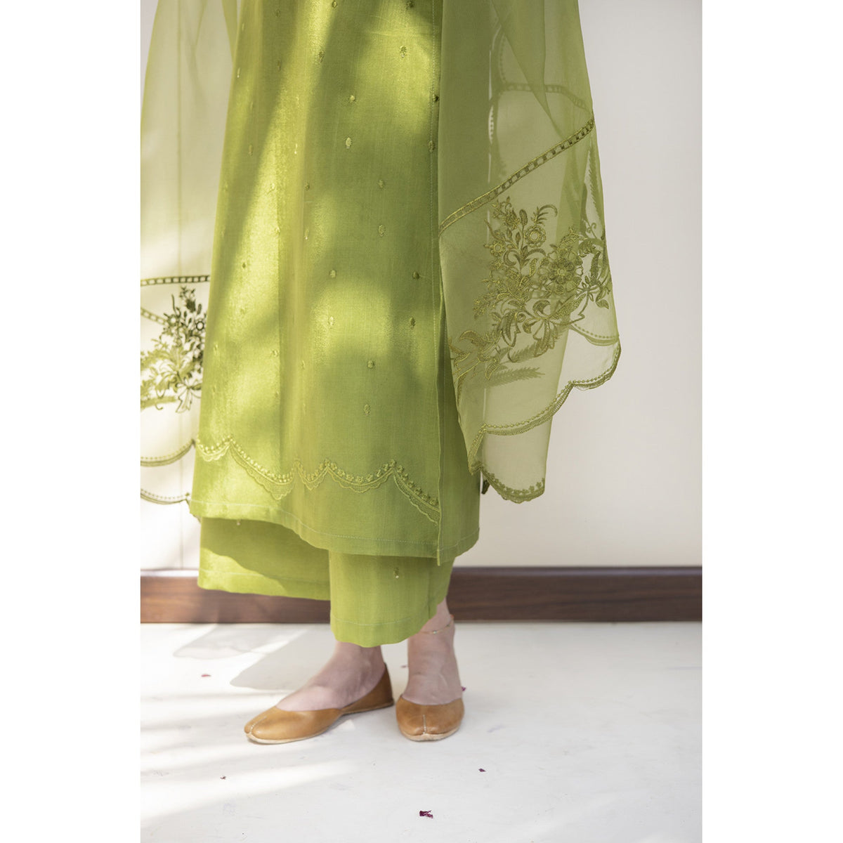 PEAR GREEN OUTFIT | FESTIVE' 23 | DYOT