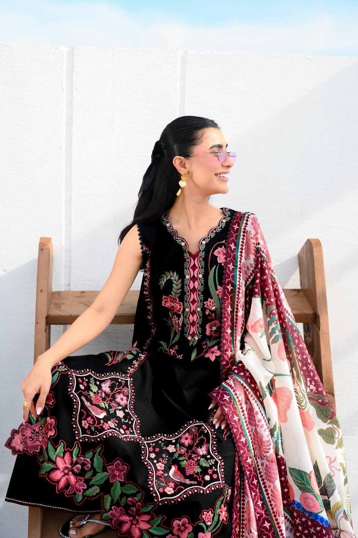 BLACK LUXURY EMBROIDERED LAWN 3PCS SET (NEL-26611) LUXURY LAWN X EID 2026