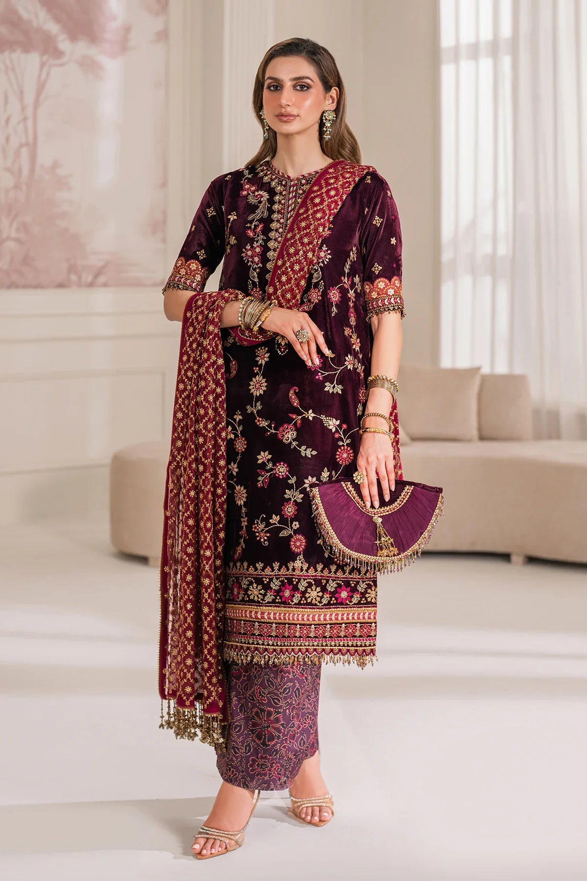EMBROIDERED VELVET UF-752