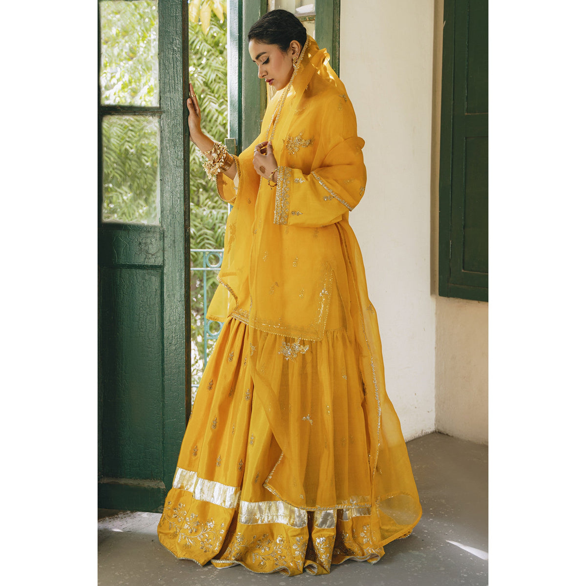YELLOW OUTFIT | ROSHANAY '23  | DYOT