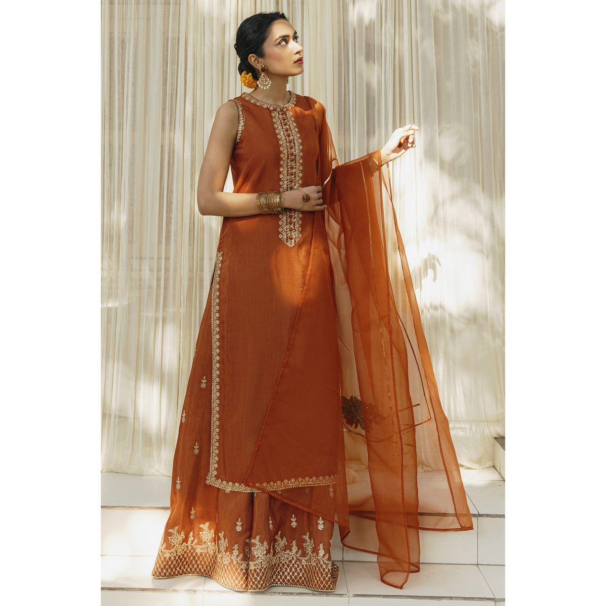 RUST OUTFIT | ROSHANAY '23  | DYOT