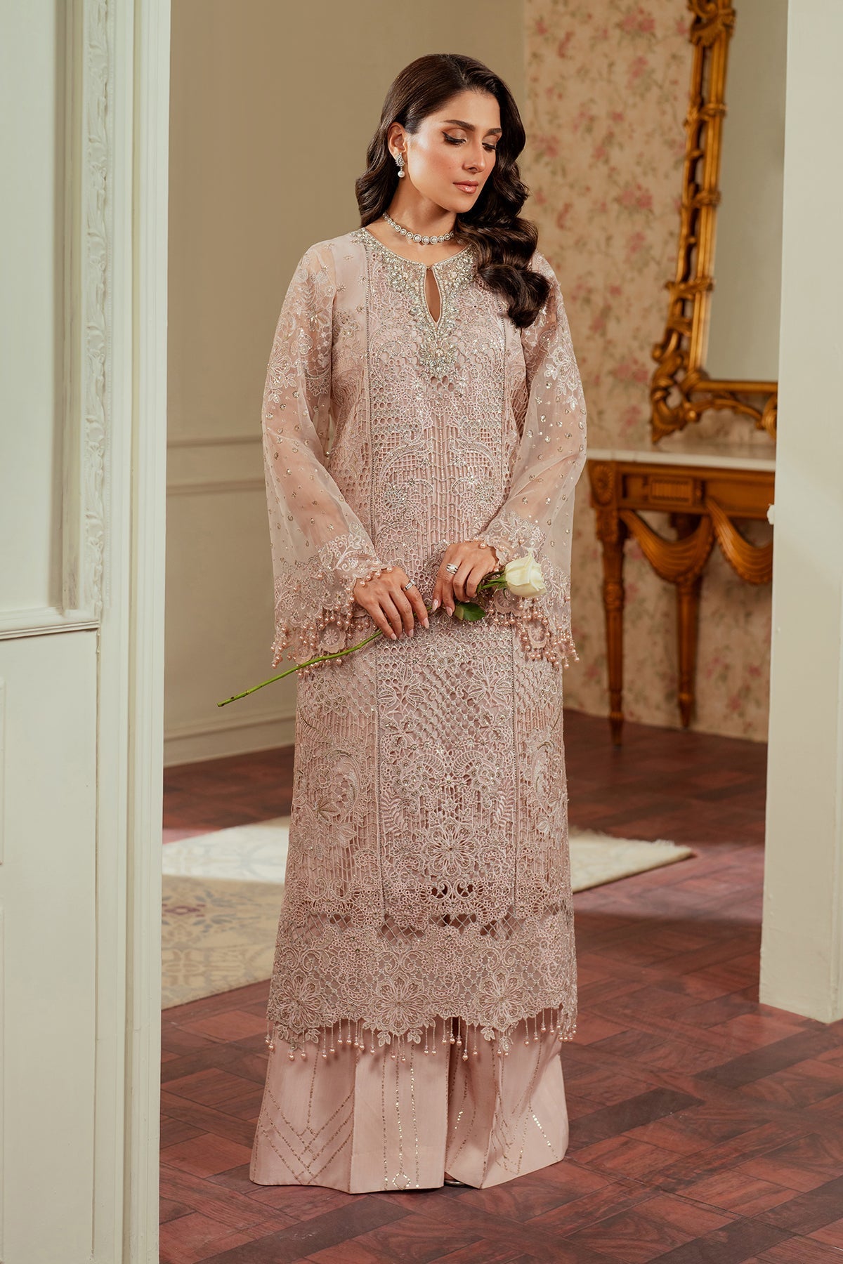 EMBROIDERED NET CH13-04