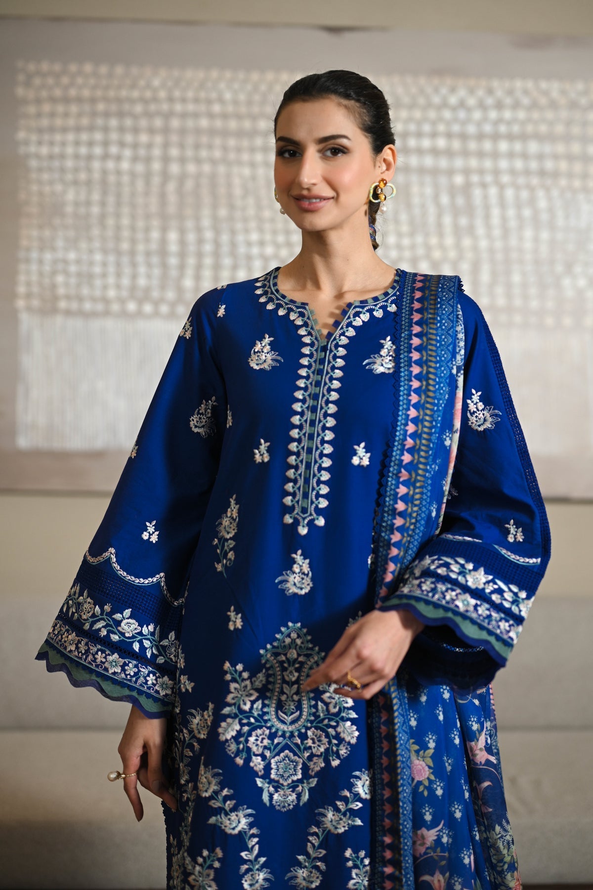 ZAHRA 2: FRESH SAPPHIRE LUXURY LAWN EMBROIDERED SET (NEL-25605)