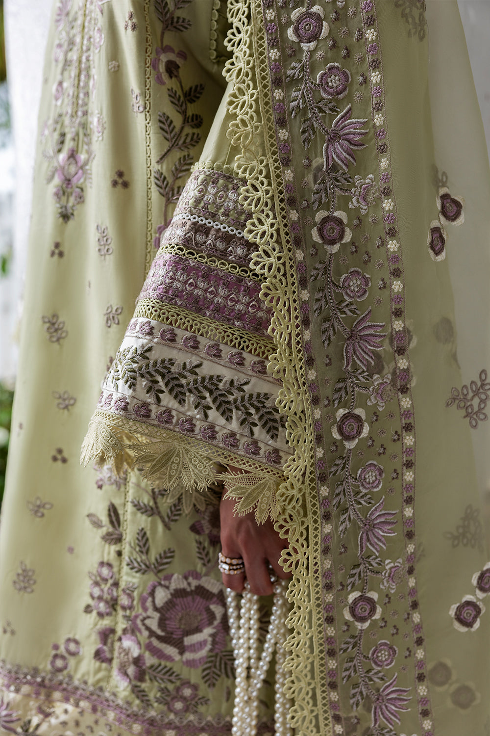 ELAN SREP01-25