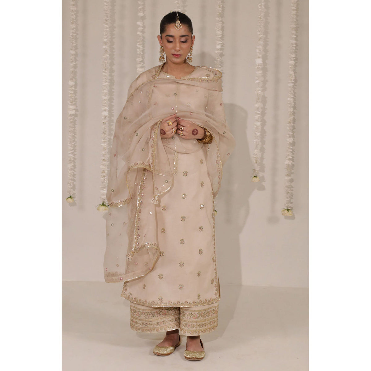 BEIGE OUTFIT | DYOT | CHOTI EID' 25